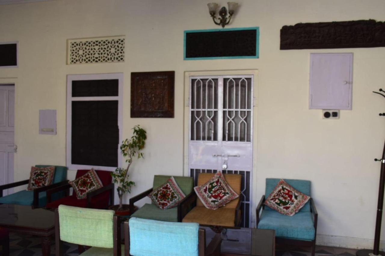 Chopal Hostel Jaipur Extérieur photo